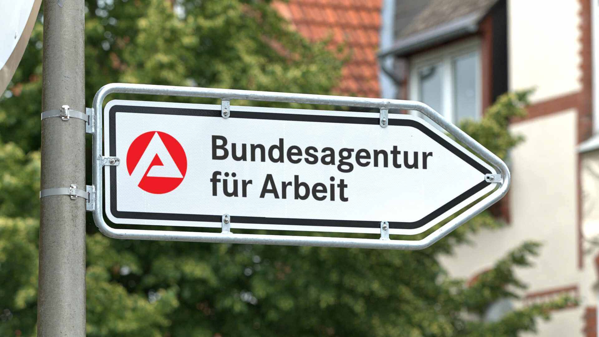 Wer arbeitslos ist, weil er oder sie keinen 3G-Nachweis vorlegen will, hat laut offiziellen Stellen zeitweise keinen Anspruch auf Arbeitslosengeld I